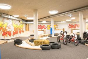 Fitness centrum a/nebo fitness zařízení v ubytování Hotel das Seekarhaus