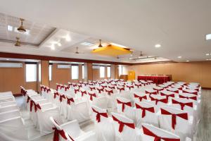 Gallery image of Sri Aarvee Hotels in Coimbatore