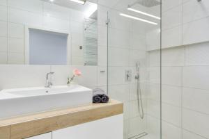 Kúpeľňa v ubytovaní Elite Apartments Marine Suite
