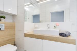 Kúpeľňa v ubytovaní Elite Apartments Marine Suite