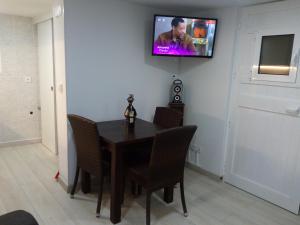 Gallery image of Estoril House Family in Estoril