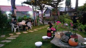 תמונה מהגלריה של Xiangyang Tianyuan Ju Homestay בDongshan