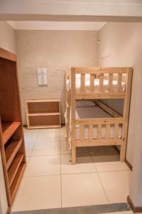 Ein Etagenbett oder Etagenbetten in einem Zimmer der Unterkunft Chateau B&B