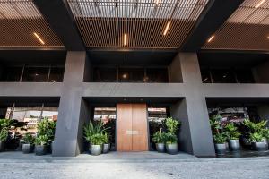 Exteriér nebo vchod ubytování The Establishment KL Sentral Bangsar by Plush