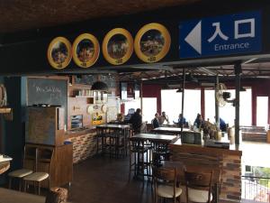 埃尔卡米诺旅舍及酒吧餐厅或其他用餐的地方