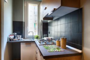 A kitchen or kitchenette at TORINO VACANCY 1