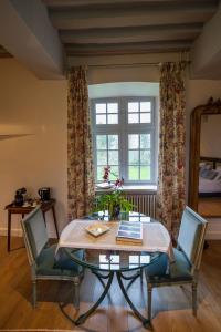 Fotografie z fotogalerie ubytování Le Manoir de La Fieffe v destinaci Cherbourg en Cotentin