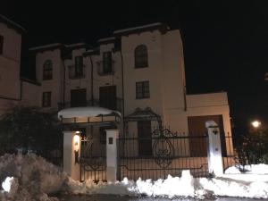 Foto dalla galleria di La Maison du Soleil a Serralunga d'Alba