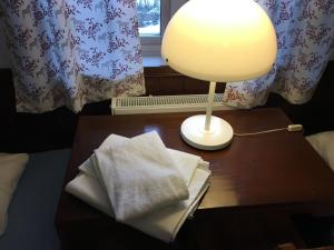 Letto o letti in una camera di Rättviksgårdens Vandrarhem
