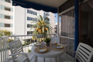 Balkón alebo terasa v ubytovaní San Remo Iberplaya