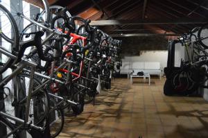The fitness centre and/or fitness facilities at La Casona del Patio