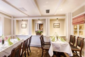 Posezení v ubytování Hotel Zum Roten Tore