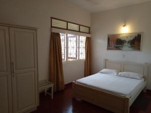 Gallery image of Srilal's Guest House in Negombo