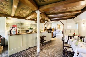Restaurace v ubytování Hotel Zum Roten Tore