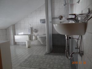 Kúpeľňa v ubytovaní Gästehaus Walch-Riml