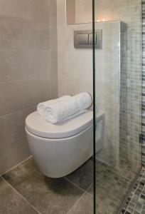 Ванна кімната в Star Apartments
