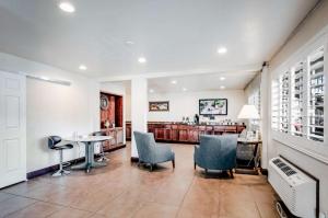 Gallery image of SureStay Plus Hotel by Best Western Susanville in Susanville