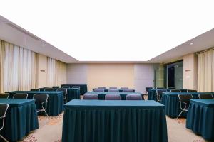 麗楓酒店（重慶觀音橋步行街店）的商務中心和／或會議室