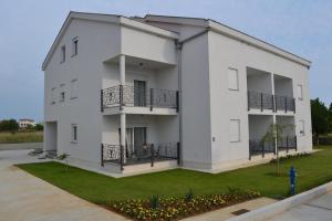 Fotografie z fotogalerie ubytování Apartmani Happiness v destinaci Zaton