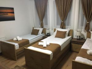 Katil atau katil-katil dalam bilik di Bed and Breakfast Divanhana