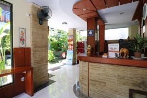 Vstupní hala nebo recepce v ubytování Kondra Premiere Guest House Kuta