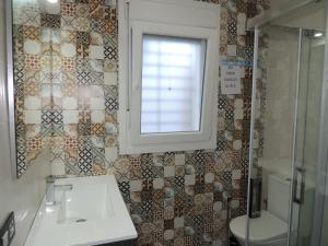 Koupelna v ubytování Villa Nueva Cascada - Casa Rustica "Tu Casa En Conil"