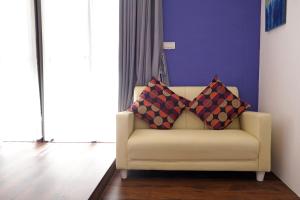 Een zitgedeelte bij Penghu Little Apple B&B