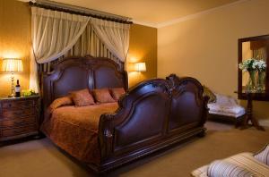 Posezení v ubytování An Chúirt Hotel, Gweedore, Donegal