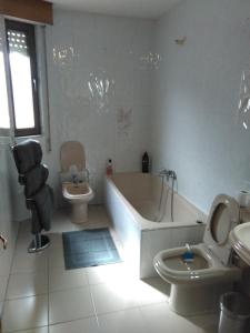 Kúpeľňa v ubytovaní Jaen Apartment + 37 fotografií