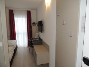 Afbeelding uit fotogalerij van AVIA Motel Bisamberg in Korneuburg