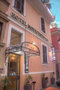 Budova, kde se hotel nachází