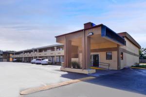 Americas Best Value Inn-Nashville/Airport South