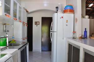 Η κουζίνα ή μικρή κουζίνα στο Casa em Guarajuba