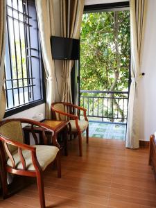 TV/trung tâm giải trí tại Cam Nam Homestay