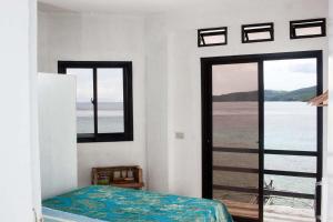 Gallery image of Sunset Beach House in Matnog