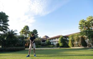 Golf v rezortu nebo okolí