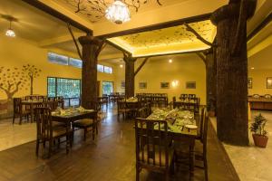 Restaurace v ubytování Hotel Coorg International