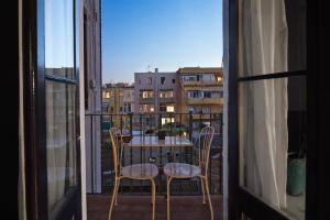 A balcony or terrace at Brummell Apartments Gracia
