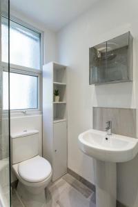 Gallery image of Gorgeous 2 bed flat near Central London for 6 in London