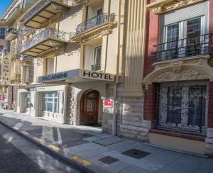 Budova, kde se hotel nachází
