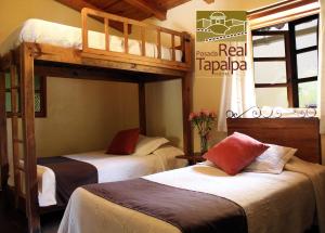 Postel nebo postele na pokoji v ubytování Hotel Posada Real Tapalpa