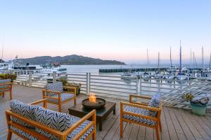 Imagen de la galería de Waters Edge, en Tiburon