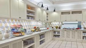 Dapur atau dapur kecil di Hyatt Place Austin/Round Rock