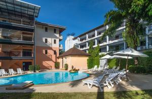 Bazén v ubytování Srisuksant Resort nebo v jeho okolí