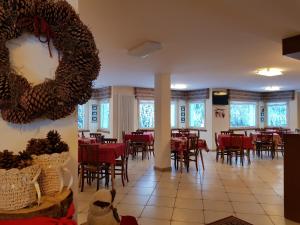 Fotografia z galérie ubytovania Santa Maria ad Nives v destinácii Canazei