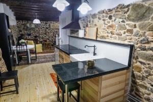 Kuchyňa alebo kuchynka v ubytovaní casa do peso + 23 fotografií