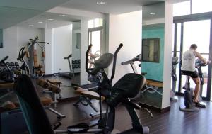 Fitness centrum a/nebo fitness zařízení v ubytování Cefalù Sea Palace