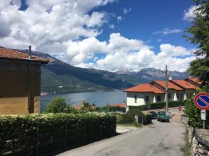 Foto de la galería de Casa del Viandante Lago di Como en Bellano