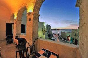 A balcony or terrace at Rocca Sul Mare Hotel