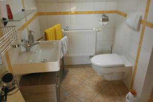 Koupelna v ubytování Ferienwohnung Lucke + 15 fotografií